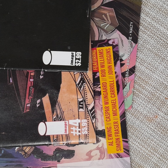 Collectible Paperback Comics Bundle - Picture 7 of 7